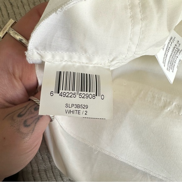 ⚪️🤍 WHITE BCBG MaxAzria origami pleated Layered Mini Skater Skirt Size 2 - Picture 4 of 16